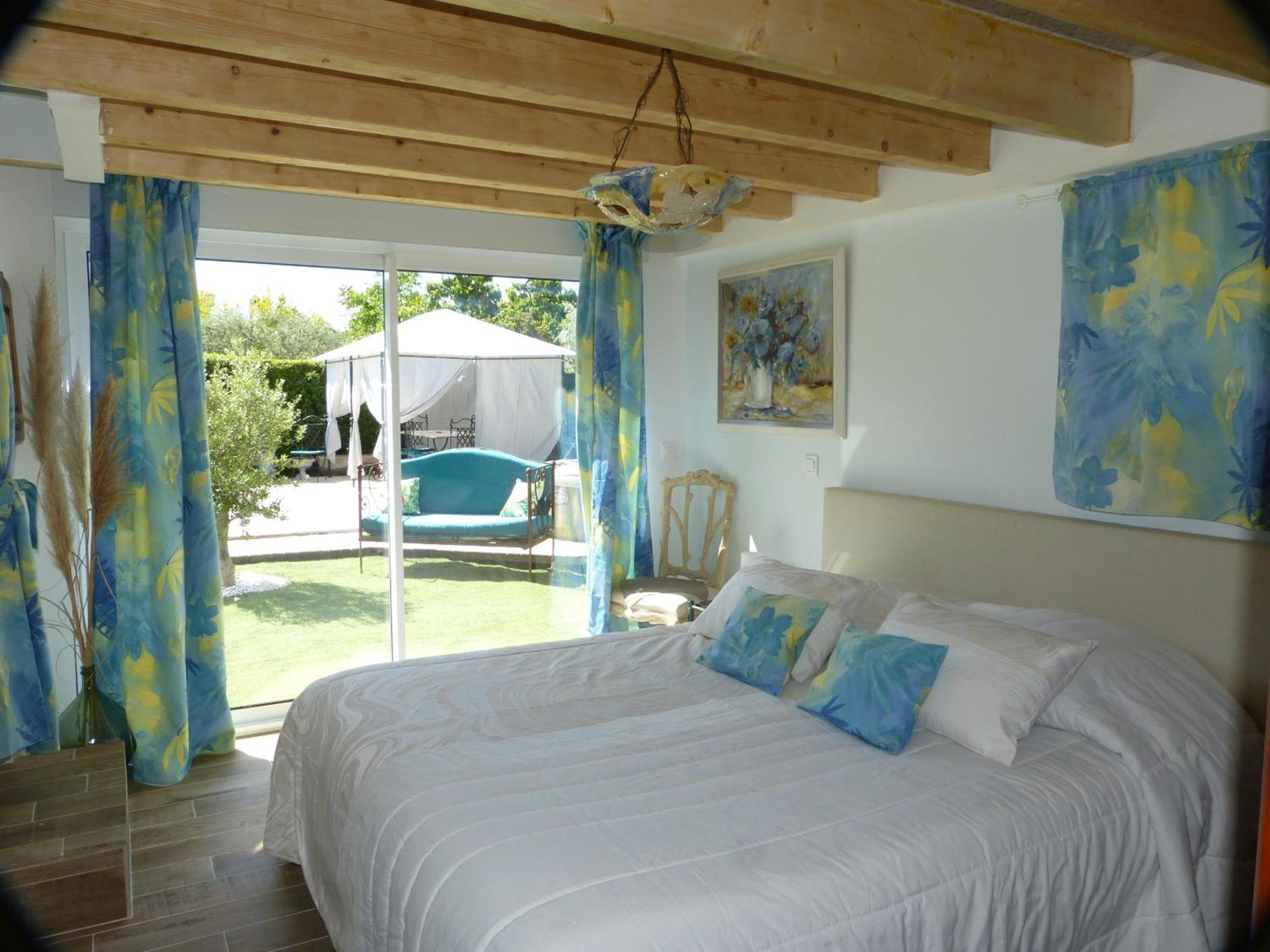 Eclats Du Sud Hebergements "Les Lavandes" Ou "Les Romarins" Meubles De Tourisme Classes 3 Etoiles Auriol Kamer foto